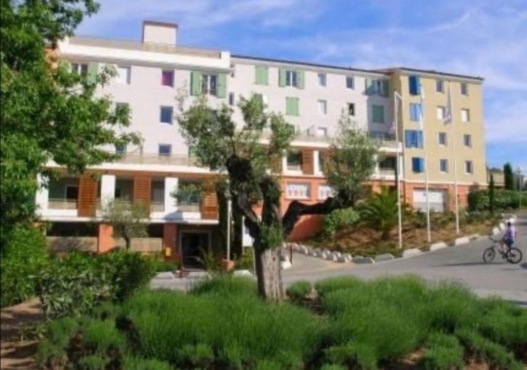 Appartement Frejus 5 Min De La Plage, 1 Min Centre Ville エクステリア 写真